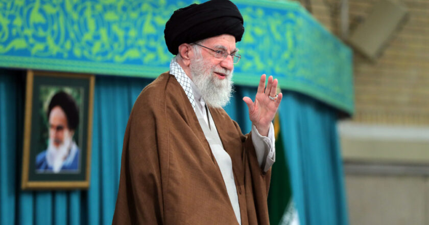 Pemimpin Revolusi Islam gugur sebagai martir dalam agresi pengecut Israel-Amerika